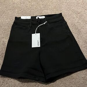 Vervet size small black brand new